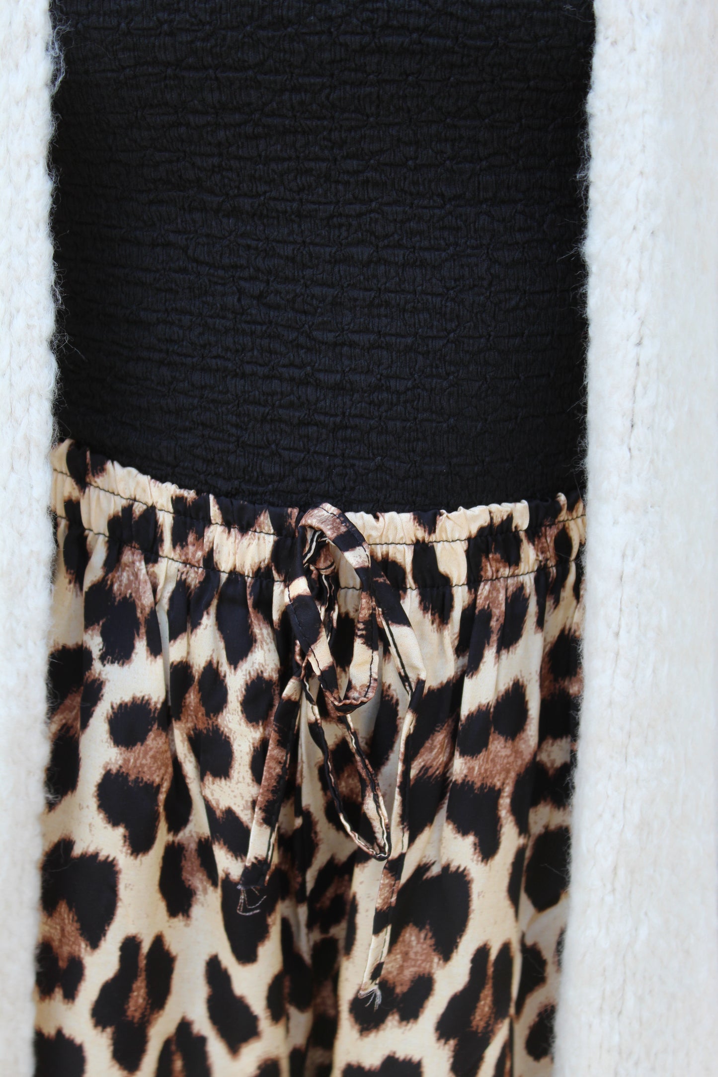 Pantalon léopard satiné