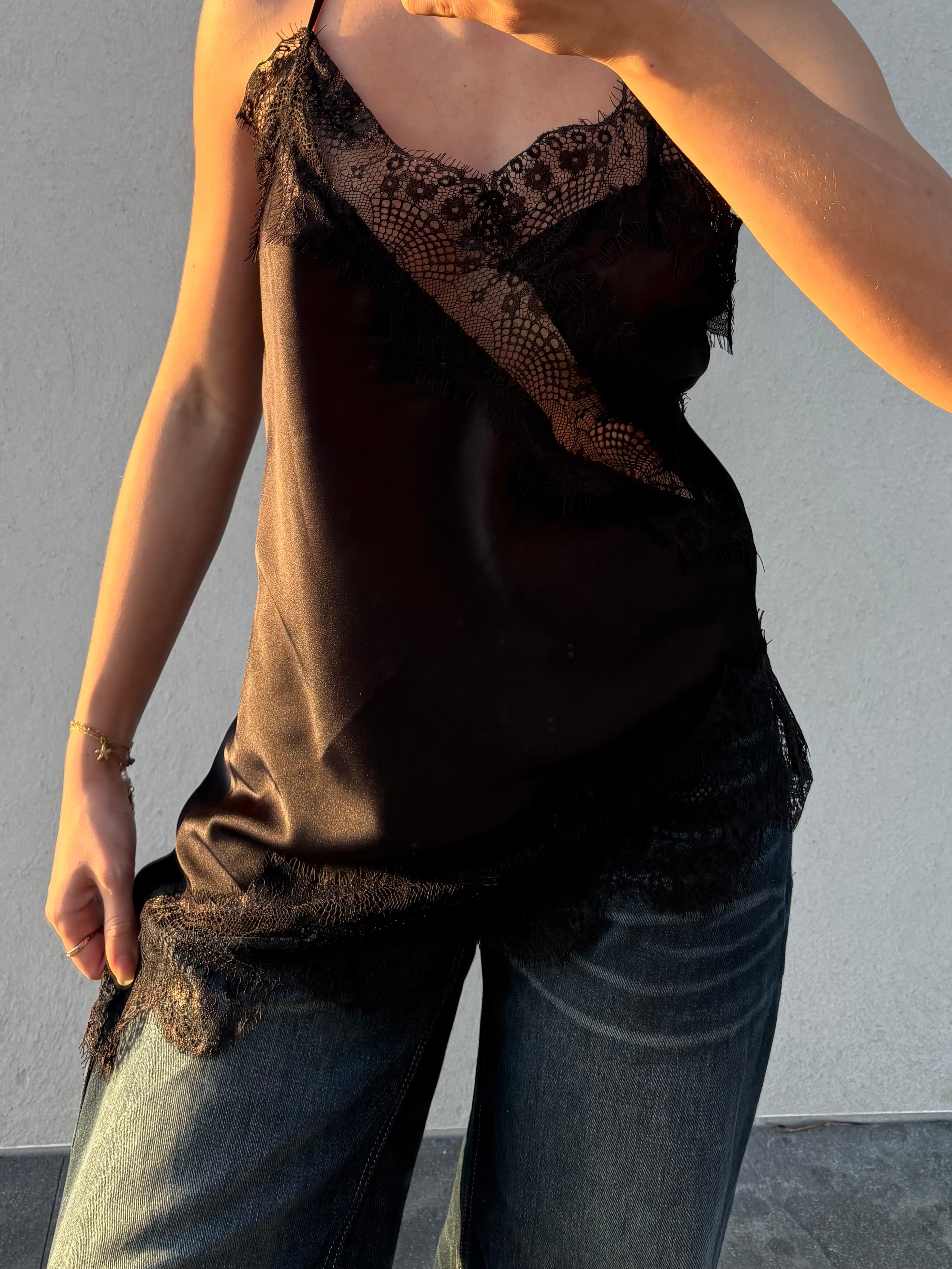 Top dentelle