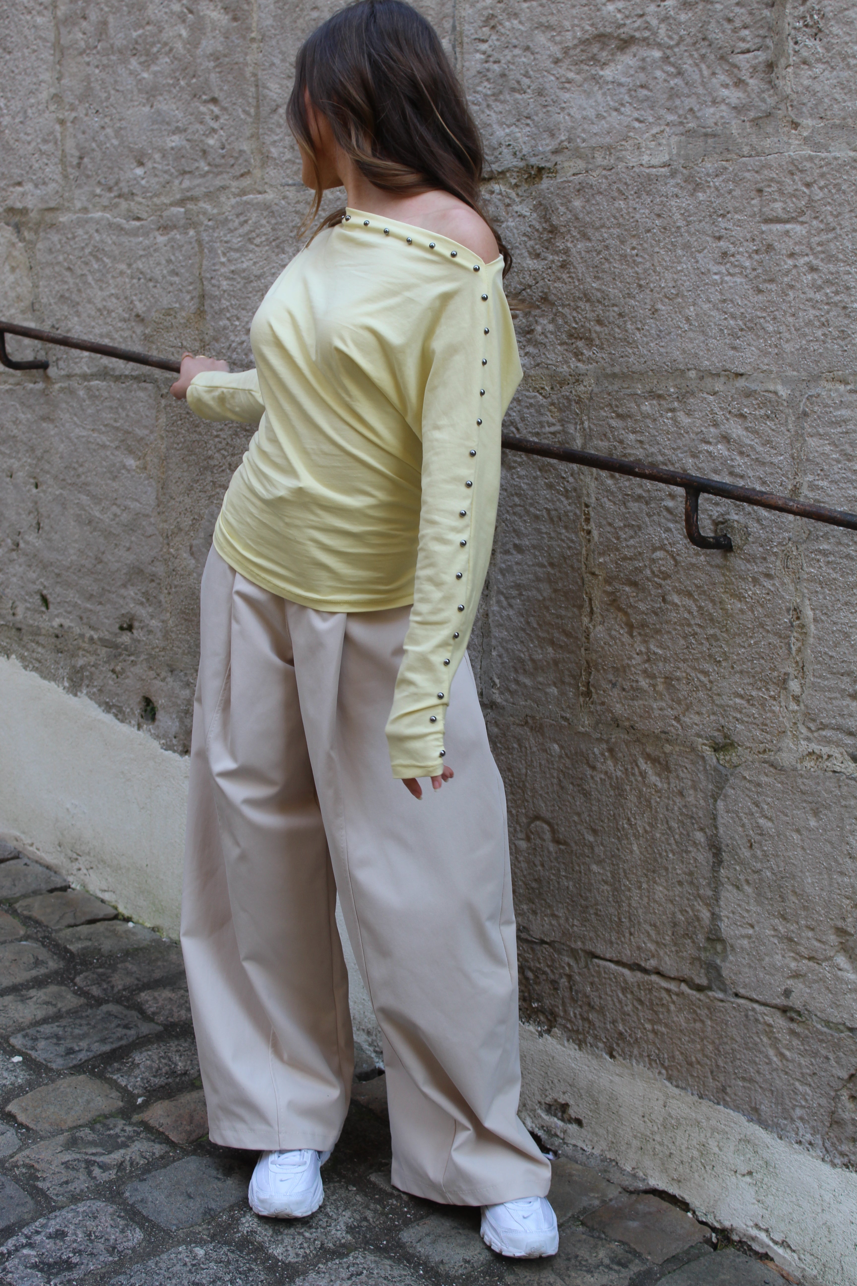 Top manches cloutées - jaune
