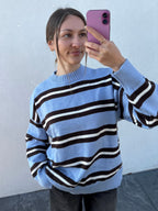 Pull rayé bleu
