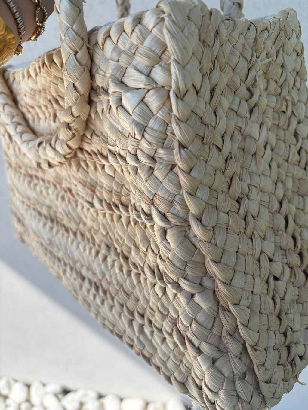 Sac tressé en paille