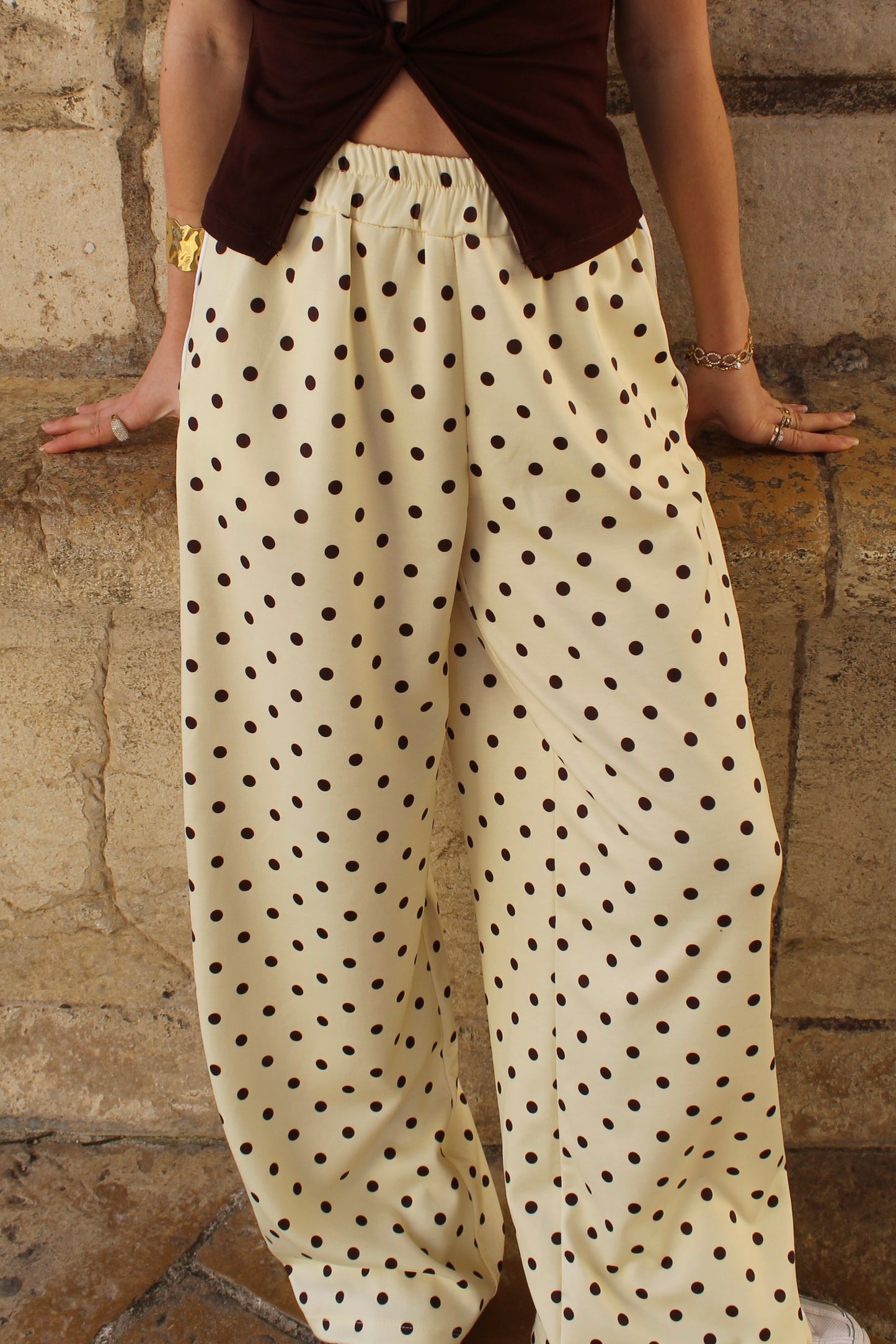 Pantalon à pois jaune