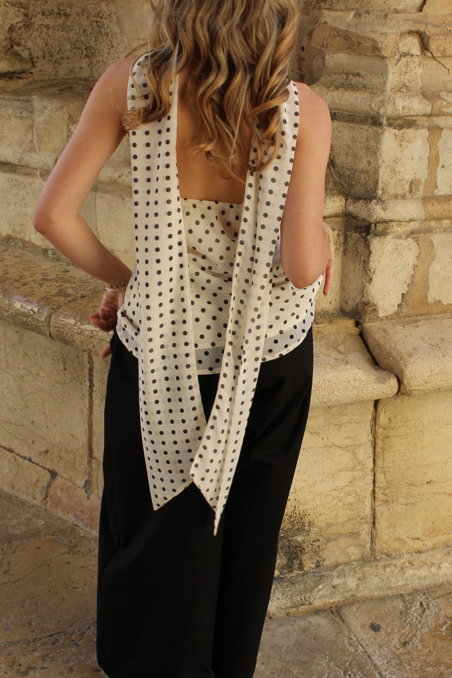 Top à pois blanc