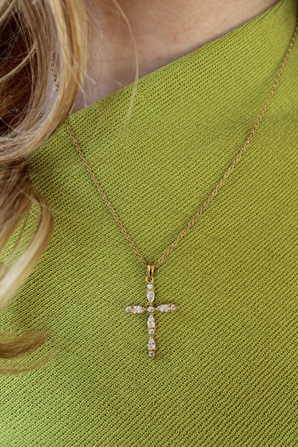 Collier croix