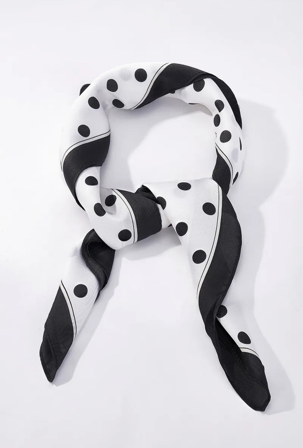 Foulard à pois