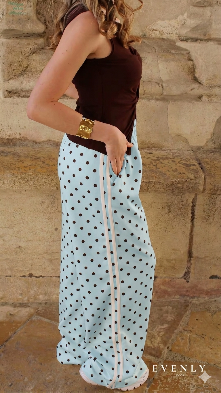 Pantalon à pois bleu