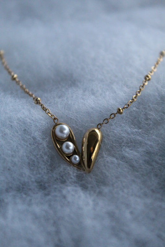 Collier cœur perlé